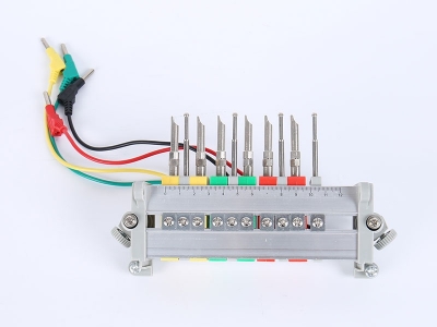 HH2018A三相鋁合金背出線(xiàn)表座帶電壓端子（6滑塊,165孔距，M8螺桿）