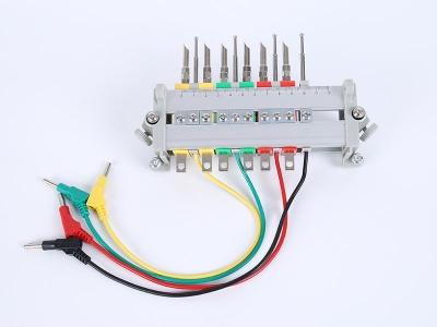 HH2018B三相鋁合金下出線(xiàn)表座帶電壓端子（6滑塊,165孔距，M8螺桿）